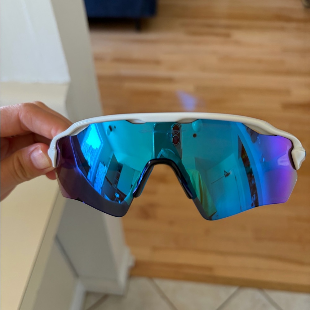 Oakley White Frame Blue–Purple Mirrored Shield Sunglasses